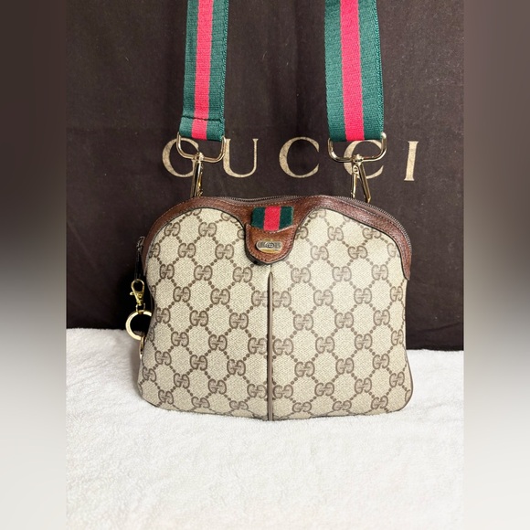 Gucci Crossbody Bag - Picture 4 of 15
